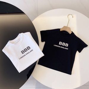 Tasarımcı Bebek Çocuk Giyim Erkek Kız Yaz Lüks Marka Tişörtleri Çocuk Tişörtleri Çocuk Tasarımcıları En Tees Klasik Mektup Baskılı Giysiler