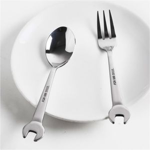 Forma di chiave creativa Forchetta da tè Cucchiaio da cena in acciaio inossidabile 304 Set di posate da caffè Stoviglie Famiglia Accessori da cucina da campeggio 220509