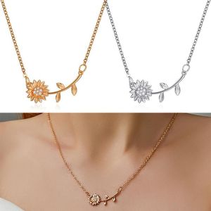 Kolye Kolyeler Kadın Ayçiçeği Kolye Moda Kristal Zirkon Kısa Zincir Güneş Çiçek Klavikula Romantik Sevimli Ziyafet Jewelrypendent