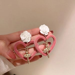 Dunly Avize Sevimli Takı Tavşan Pembe Kalp Küpeler Tatlı Tasarım Beyaz Reçine Çiçek Küpe Kadınlar İçin Parti Hediyeleri