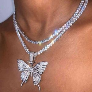 Tatürü Büyük kelebek kolye kolye hip hop buzlu rhinestone zinciri kadınlar için bling tenis zinciri kristal hayvan gergin mücevher 240313
