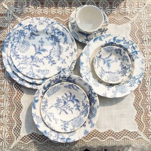 Classical Western Countryside Style Blue and White Dishes & Plates Elegant Flower Ceramic Dinner Plate Kitchen Plate BBQ Dessert Cake Dishe Pizza Fruit Tray