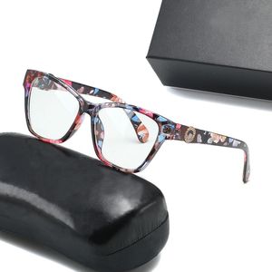 Tasarımcı Güneş Gözlüğü Çerçeveleri Trendy Düz Gözlük Klasik Eleman Erkek Kadın için Popüler Dekoratif Çerçeve Tasarımı 5 Stil Seçenekleri En İyi Kalite