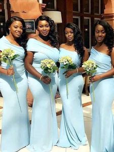 Gökyüzü Afrika açık mavi artı beden denizkızı bridemsaid elbiseler saten bir omuz hizmetçi onur elbisesi süpürme treni düğün konuk balo elbisesi özel yapılmış