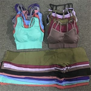 24 cores 2 pc / set esportes ternos sem costura yoga conjunto mulheres fitness roupas desgaste ginásio leggings acolchoado push-up tirpy suga 220330