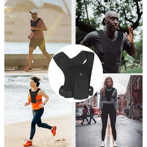 Outdoor-Taschen Reflektierende Laufweste mit atmungsaktiver Tasche Handytasche für Nachtjoggen Walking SportsOutdoor