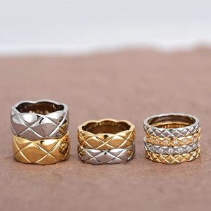 2023 S925 ayar gümüş elmas bant yüzükler kadınlar için lüks parlayan kristal Taş Tasarımcı Yüzük Düğün Takı hiçbir kutu