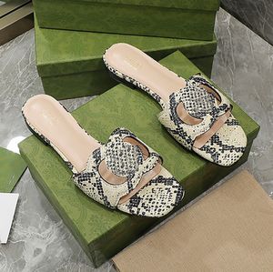 Pantofole da donna in vera pelle di alta qualità ad incastro G Cut-out Slide Sandalo in pelle di vitello Sexy Flat Ladies Fashion Cutout Wear Shoes Box NO383