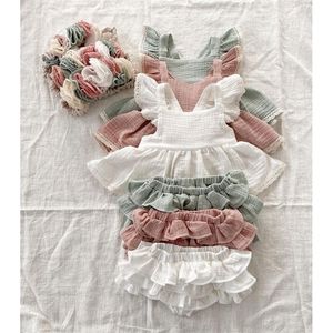 Sumemr Born Baby Girl Одежда Set 2pcs Solid Lace Ruffles рукав без спины топ -вершины шорты для пачки хлопковые льняные наряды 220607