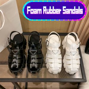 Sandálias de borracha de espuma de grife com caixa de sapatos femininos que aumentam 5 cm de chinelos pretos de fundo de fundo grosso e espesso Baotou moda feminina Sandália de praia ao ar livre