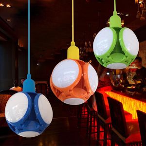 Подвесные лампы Регулируемые деформируемые светодиодные футбольные лампы E27 40W UFO BALL BAMP LAMP LAMP для спальни для изучения спальни гостиная домашняя декор 5Colors