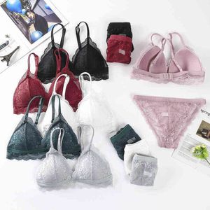 Seksi dantel iç çamaşırı Seti Kadın Braletter Mesh See So Bra ve Panty Set Yumuşak İplik Ücretsiz İç çamaşır Çiçek Üçgen Kupası Top L220727