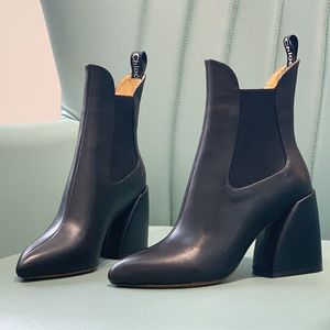 Дизайнерская женская обувь с закрытым носком, тиснением, 100% коровьей эластичной лентой, модные ботинки на высоком каблуке 9 см с острым носком, размеры 35-41