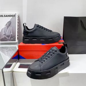 Tasarımcı Rahat Ayakkabılar GreCa Labirent Sneakers Kalın Soled Erkekler Ayakkabı Dalfskin Platformu Spor Ayakkabı Yeni Adam Moda Nefes Eğitmenler Kutusu