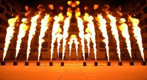 DMX512 Stage Fireworks Ateş Makinesi Renkli Alev Etki Aşama Aydınlatma