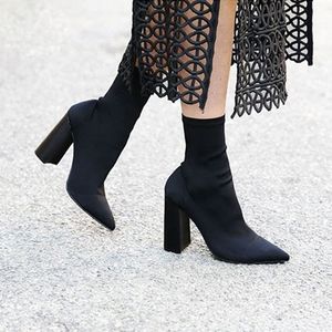 Teahoo тонкие эластичные женские туфли-носки с острым носком на высоком квадратном каблуке, модная женская обувь Bota Feminina Y200114 GAI GAI GAI