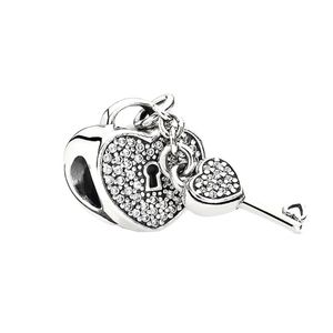 Yeni yüksek kaliteli popüler 925 sterling gümüş ucuz anahtar kilit cazibesi boncuk kolye orijinal pandora cazibesi bilezik kolye bayanlar moda diy mücevher yapımı