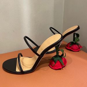 2022 Lady Koyun Deri Deri Bayanlar Gül Tıknaz Yüksek Topuk Sandalet Ayakkabı Terlik Toe Peep-Toe One-Line One-Line Avrupa ve Amerika Podyum Düğün Parti Boyutu 34-43
