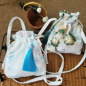 Kadın omuz çantası seyahat torbası vintage çiçek işlemeli crossbody zip çanta kaplı cep telefonu çantası cüzdan