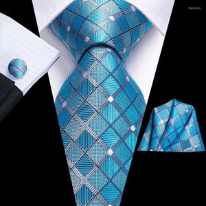 Bow Ties Light Blue Plaid Silk Wedding Tie For Men Handky Cufflink Gift Mens Necktie Fashion Designer Business Party Dropshiping Hi-Tie Fier