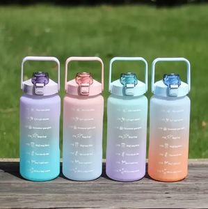 Aktie! 2000 ml Zeitskala Raumkrug Wasserflasche im Freien tragbare Bombenabdeckung Sprühfarbe Farbverlauf Wasserbecher mit großer Kapazität