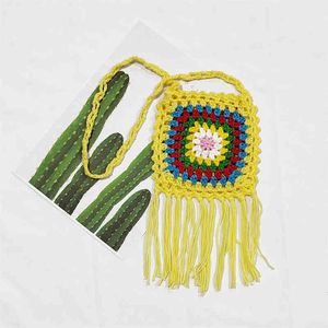 Богемные мешки с кисточками для женщин для женщин вязание крючком в трикотажные кошельки для бабушки квадратная сумка для мессенджера 2022 220705