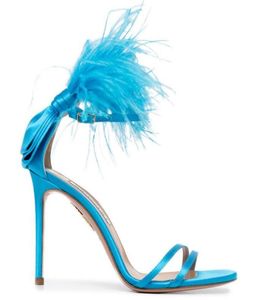 Aquazzura sandalet yüksek kaliteli stiletto elbise tasarımcılar topuk ayakkabı kadın saten rhinestone süslemeli en kaliteli elektrikli mavi siyah sarı konçerto