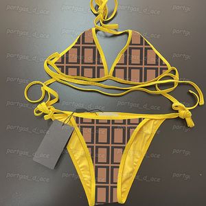 Biquínis femininos de letra completa Sexy acolchoado roupa de banho dividida verão moda frente única charmosa maiô praia cueca sutiã com gravata