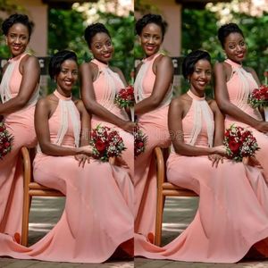 UPS 2022 Yeni Afrika Allık Pembe Denizkızı Nedime Elbiseler Düğün Konuk Elbise İncileri Yular Boyun İncileri Zemin Uzunluğu Artı Boyut Hizmetçi