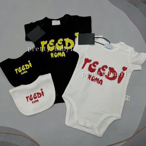 Yaz Yenidoğan Tulum Lüks Tasarımcı Erkek Bebek Bodysuit Marka Kostüm Butik Bebek Kız Karikatür Pamuk Unisex Giysileri