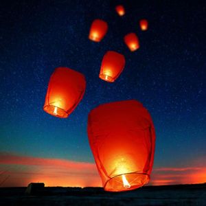 Parti Dekorasyon 10-30 Adet Çin Kağıt Gökyüzü Uçan Dilek Fenerleri Mum Lambaları Işık Noel Düğün Festivali