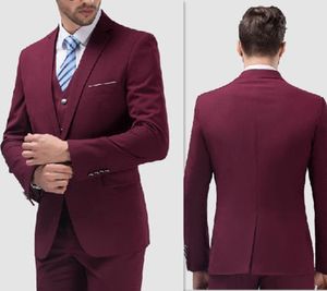 Weinroter Ein-Knopf-Smoking mit Spitzenetikett für Männer, schicker Rückenschlitz, dreiteilige Herrenanzüge, hochwertige, günstige, maßgeschneiderte Anzüge (Hose + Jacke + Weste)