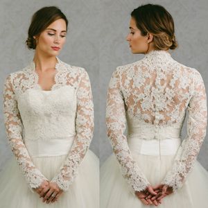 2018 Bolero Bridal Lace Cape Mangas de Longa Envoltório Bridal Wrap Appliqued Casacos Casamento Capes Envoltórios Bolero Jaqueta Vestido de Noiva Wraps Plus Size