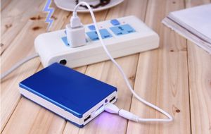 Evrensel 20000 mAh Güneş Powerbank Güneş Enerjisi Bankası 2A Çıkış Taşınabilir Şarj iPhone Samsung Için