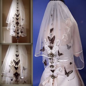 Kelebek Aplikler Yumuşak Tül Dirsek Uzunluğu Gelin Aksesuarları Tarak ile Düğün İçin Özel Yapılmış Peçe ile Kısa İki Katmanlar Düğün Peçe