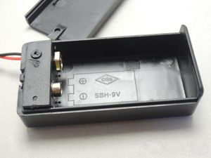 Держатель вложенного батареи 9 В с включением / выключенным переключателем проволоки 9 вольт блокируют Pack Power Toggle