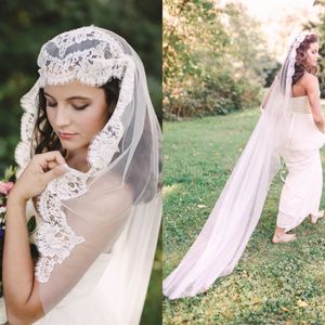 Romantik 2017 Yeni Beyaz / Fildişi Dantel Aplike Gelin Veils Ucuz Bir Katmanlı Tül 2 M Uzun Düğün Veils Custom Made EN112214