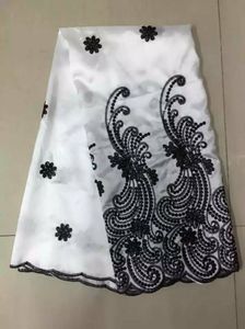 5 ярдов шт., белая кружевная ткань George с маленькими черными блестками, цветочным дизайном, африканское хлопковое кружево для одежды JG1-9328t