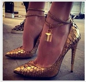 Seksi Bayanlar Metalik Kilit Dekor Ayak Bileği Sarmal Bling Elbise ayakkabı Altın Yılan Derisi Pompalar Stiletto Topuklu Sivri Burun Kadın Boyutu 45 Yüksek Topuk