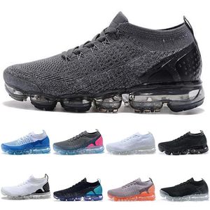 max 2018 Tasarımcı 2.0 Koşu Ayakkabıları Erkekler Kadınlar Üçlü s Siyah Beyaz v2 Çekirdek Krem Şok Koşu Spor Atletik Sneakers boyutu 36-45 Vapormax vapor