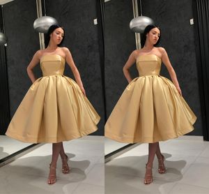 Tasarımcı Altın Basit Gelinlik Modelleri Kokteyl Elbiseleri Balo Straplez Backless Özel Durum Örgün Akşam Pageant Parti Elbise