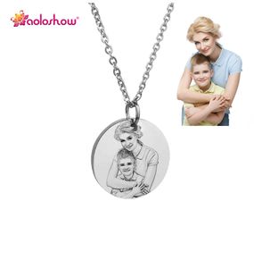 Collana personalizzata con incisione di foto personalizzata per donna Dropshipping di foto con nome vuoto con incisione su disco in acciaio inossidabile