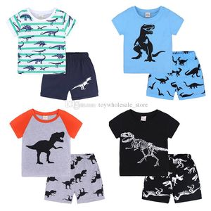 Bebek Erkek Dinozor Baskı Kıyafetler Çocuk Şerit Üst + Şort 2 adet / takım Yaz Takım Elbise Butik Çocuk Giyim Setleri 19 Renkler C4536