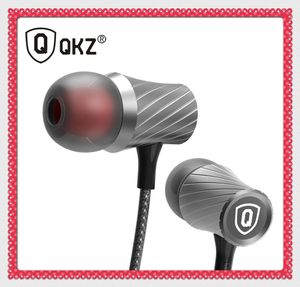 Kulaklık DM3 Lüks Stereo Kulaklık Kulaklık 3.5mm Kulak Kulaklık Için Mic Ile iPhone Samsung Ve MP3 DJ HTC