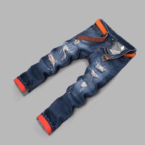 Atacado-2018 jeans masculinos em linha reta rasgado desgastado all-match pop pop skinny jeans masculino outono inverno algodão casual buraco calça frete grátis