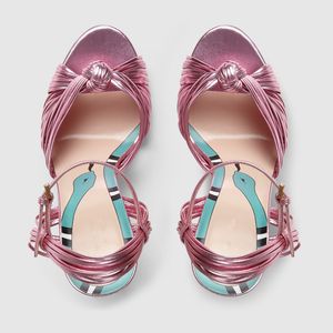 2022 bayan patent Podyum modelleri Şanslı sandalet Klasik Seksi dudak Yılan Burnu açık düğün 10.5CM Stiletto Yüksek Topuklu Sandalet mor 01 34-43