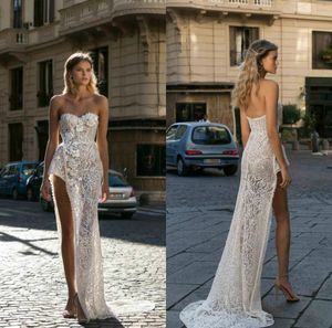 2020 Berta High Slit Vestidos de Noiva Sweetheart Lace Appliques Vestidos de Novia Calças Curtas Custom Feito Personalizado Estilo Praia Vestido de Noiva do País