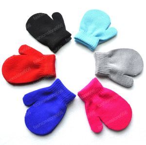 Baby Inverno A quente Mittens Kids Knited Luvas de trechos meninos Cores sólidas Cores sólidas Menção de retalhos Mittion Scratch Mitts Magic Finger Mitte