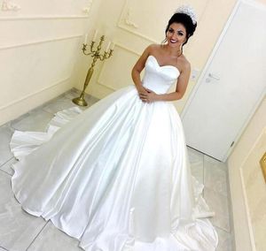 Düz Saten 2019 Basit Balo Gelinlik Suudi Arapça Sevgiliye Kat Uzunluk Prenses Vestidos Backless Düğün Parti Abiye