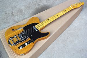 Pickguard siyah kül gövdeli Toptan yarı içi boş elektro gitar, akçaağaç krom sarı sap malzemeleri, kişiselleştirilmiş sunuyor.